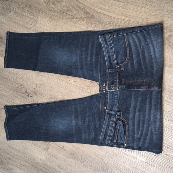 White House Black Market Denim - sac326 👖 Mid-Rise Skinny Stretch Slim Crop w/27.5" Inseam WHBM